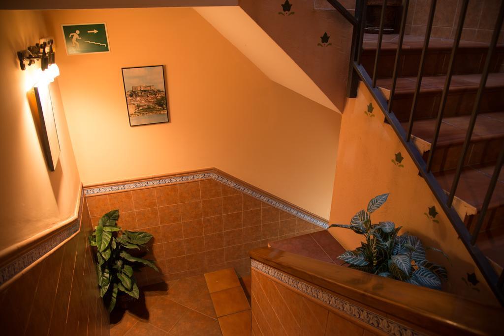 טרוחיו Hostal Hueso מראה חיצוני תמונה