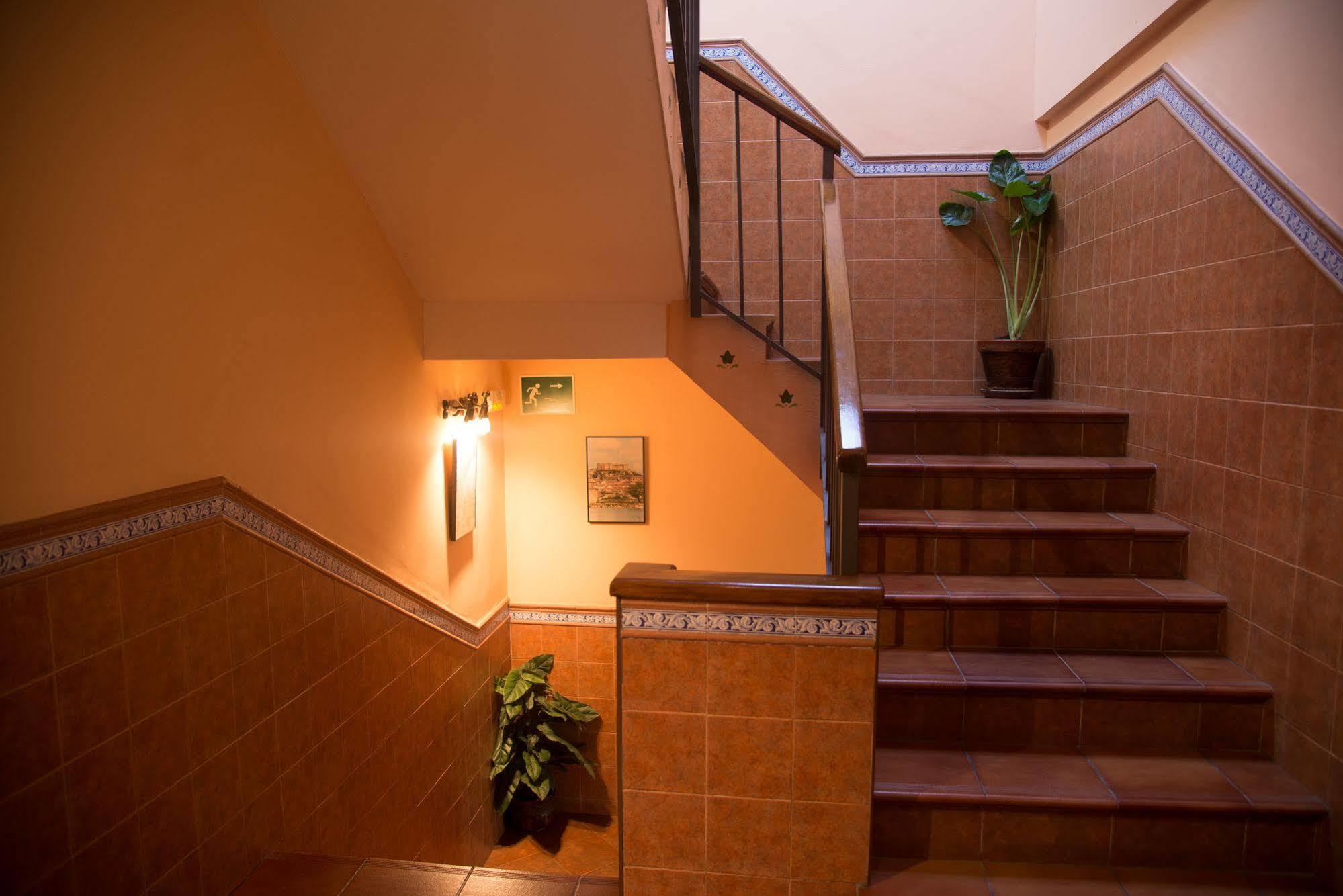 טרוחיו Hostal Hueso מראה חיצוני תמונה